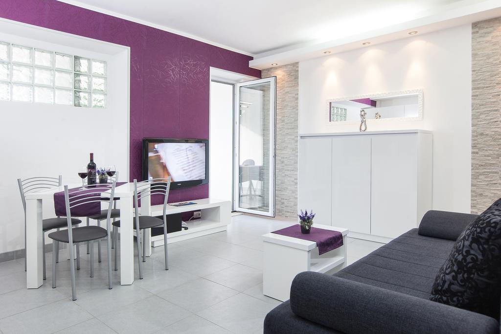 Apartments Smiljka Tucepi Phòng bức ảnh